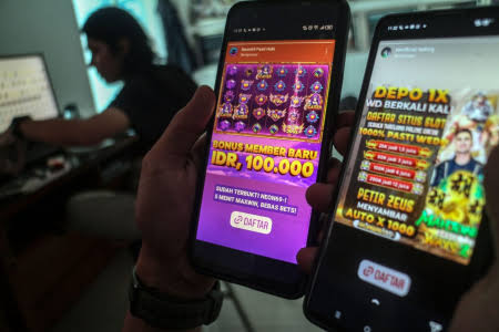 Teknologi blockchain dalam slot online merupakan inovasi yang menghadirkan transparansi dan keamanan bagi para pemain. Dengan